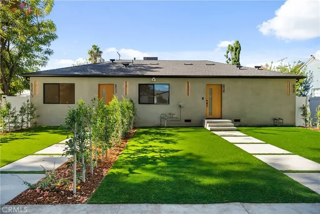 6935 Jellico Avenue, Lake Balboa, CA 91406 - Image #1