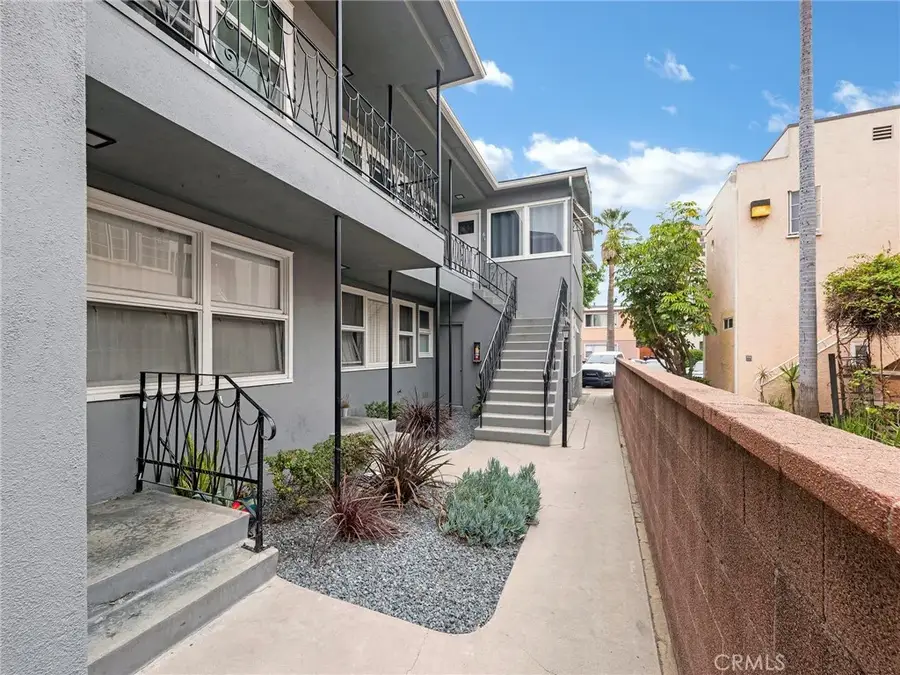 933 E 1st Street #7, Long Beach, CA 90802 - Image #3