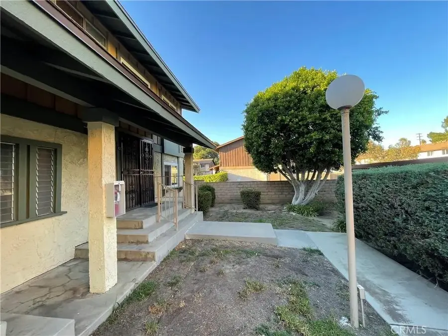 6625 Wilbur #13, Reseda, CA 91335 - Image #2