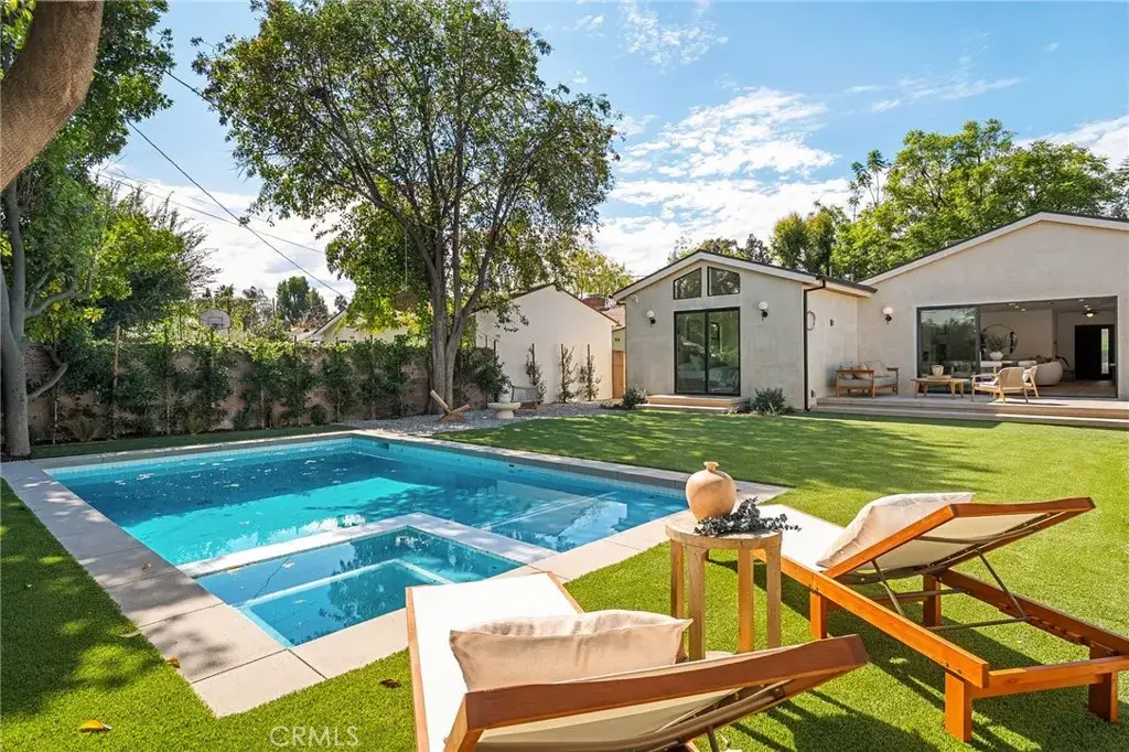 5444 Morella Ave, Valley Village, CA 91607 - Image #1