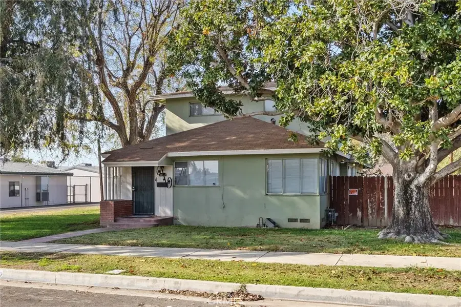 1017 Paloma St, Bakersfield, CA 93304 - #2