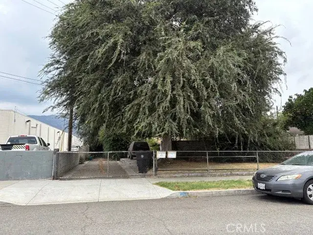 452 N Lomita, Burbank, CA 91506 - Image #2