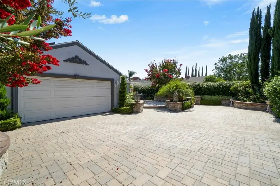 14542 Otsego, Sherman Oaks, CA 91403 - Image #2