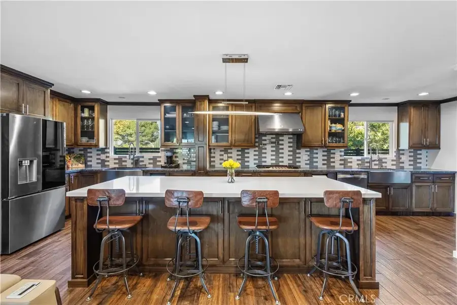 8674 Vine Valley, Sun Valley, CA 91352 - Image #2