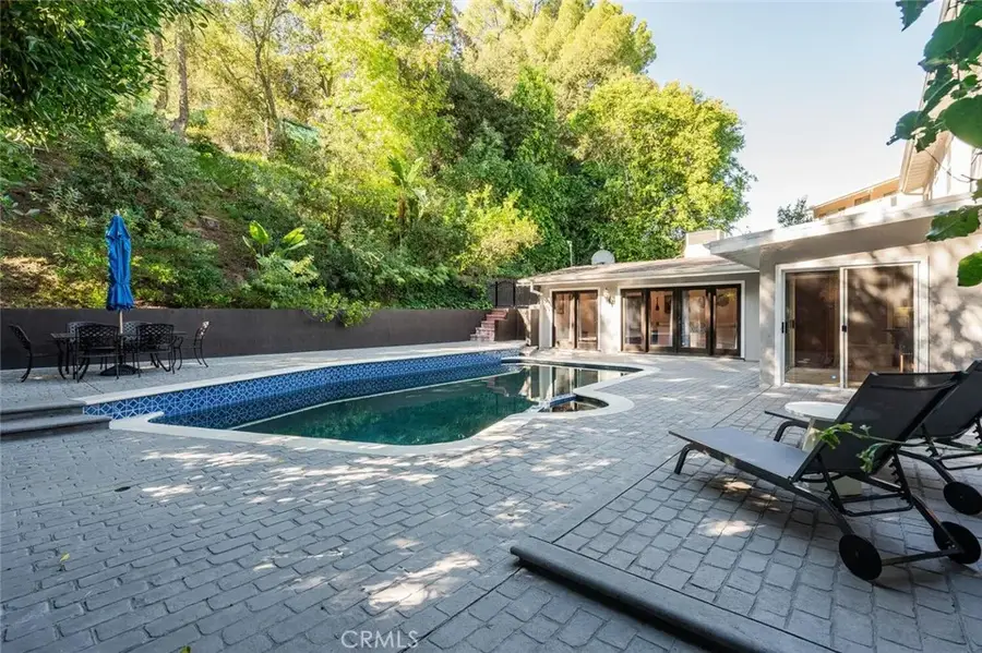 3325 Alginet, Encino, CA 91436 - Image #2