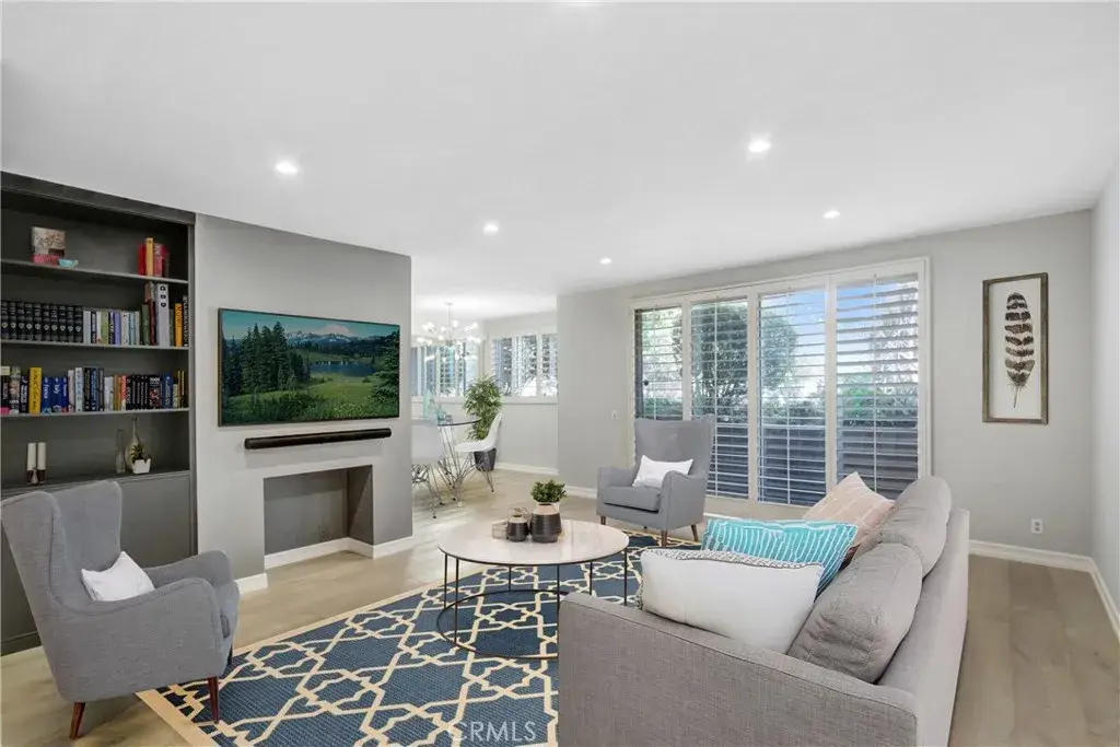 4949 Genesta Avenue #104, Encino, CA 91316 - Image #1