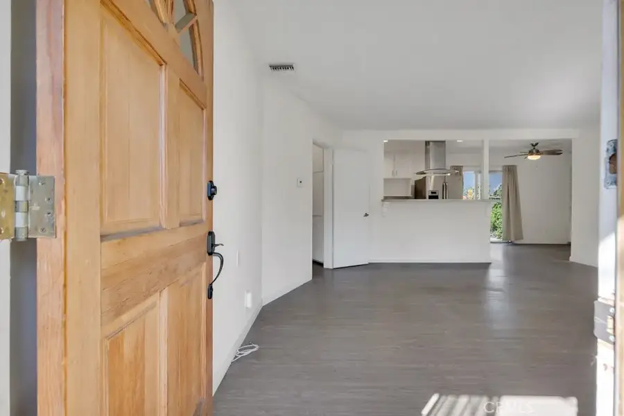 21501 Velicata Street, Woodland Hills, CA 91364 - Image #2