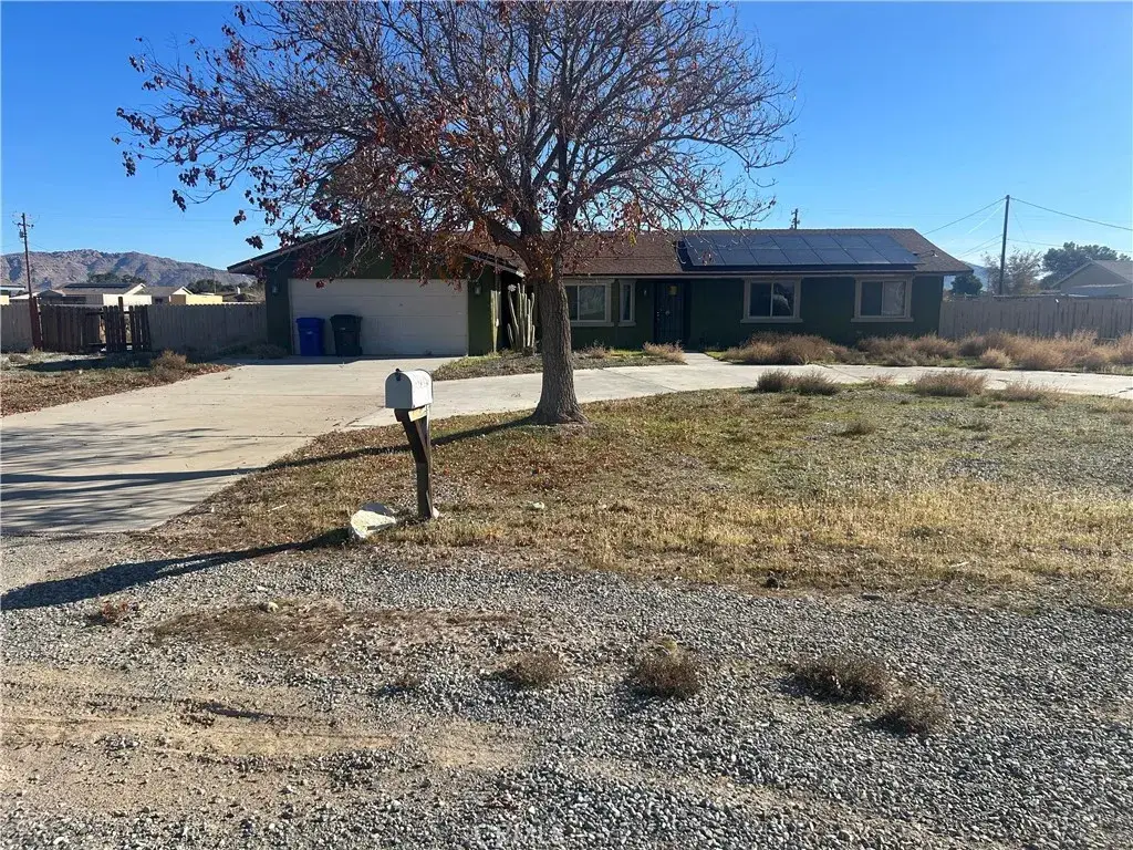 15395 Apache, Apple Valley, CA 92307 - Image #1