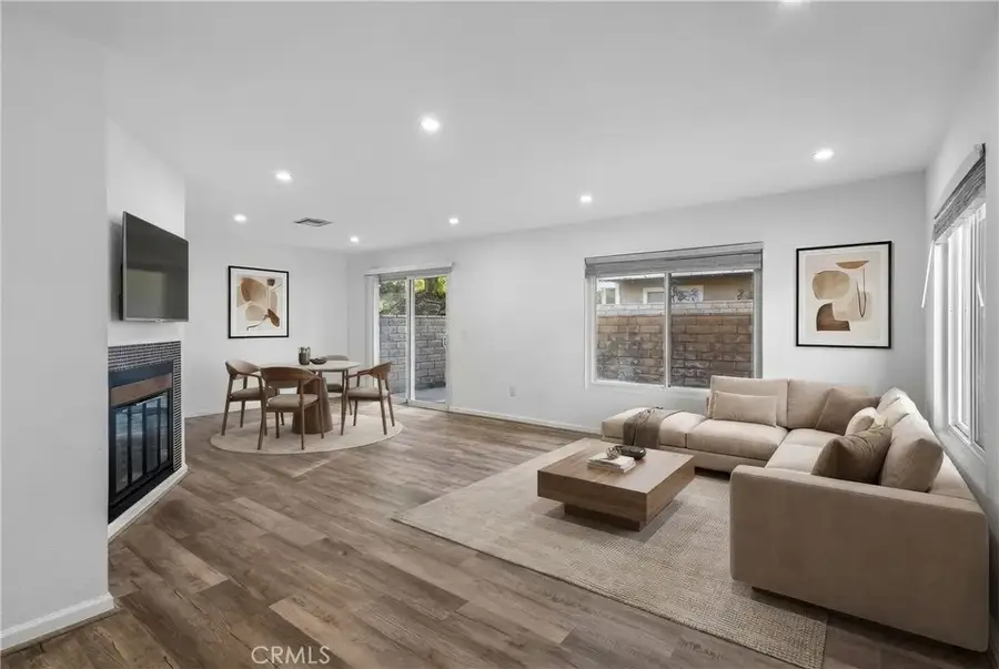 31315 The Old Road #D, Castaic, CA 91384 - #3