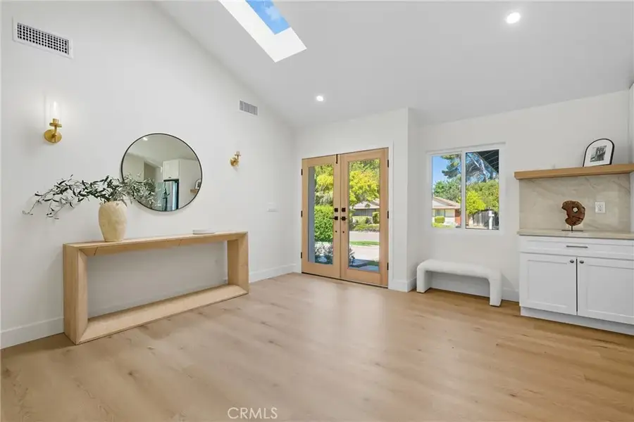 226 Tennyson, Thousand Oaks, CA 91360 - Image #2