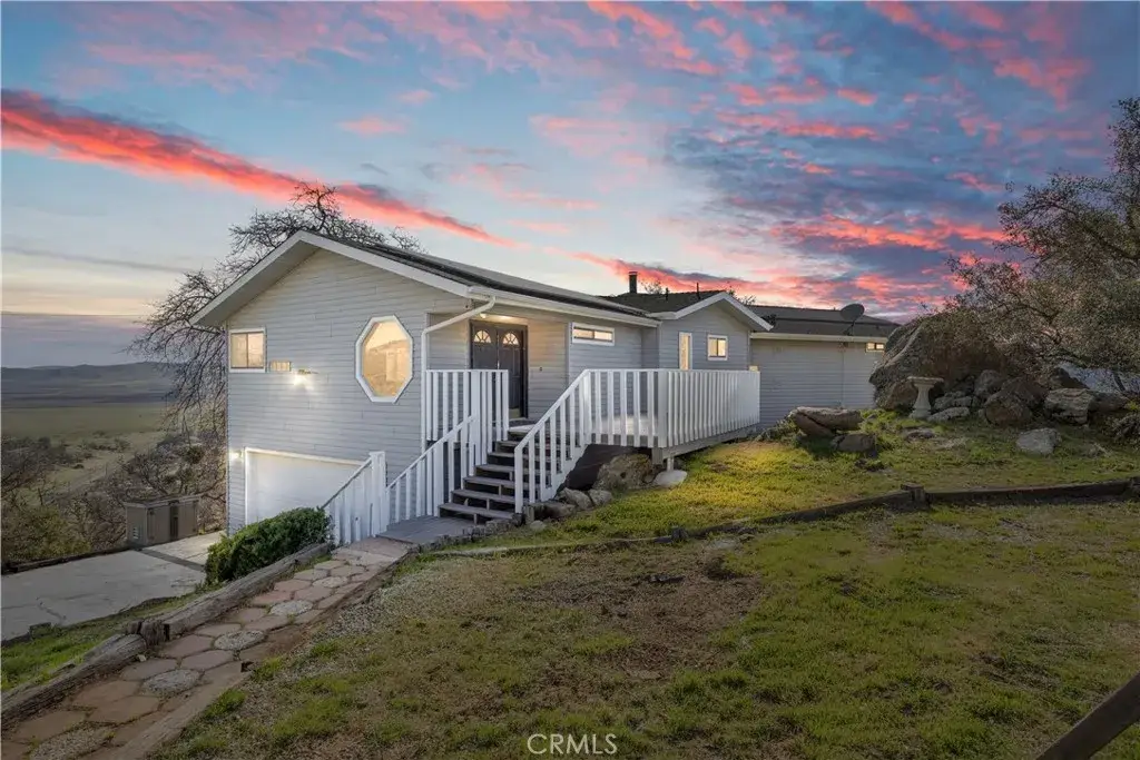 29300 Elkhorn Place, Tehachapi, CA 93561 - Image #1
