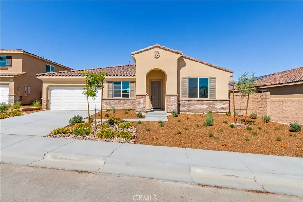 9048 Carson Avenue, Hesperia, CA 92344 - Image #1