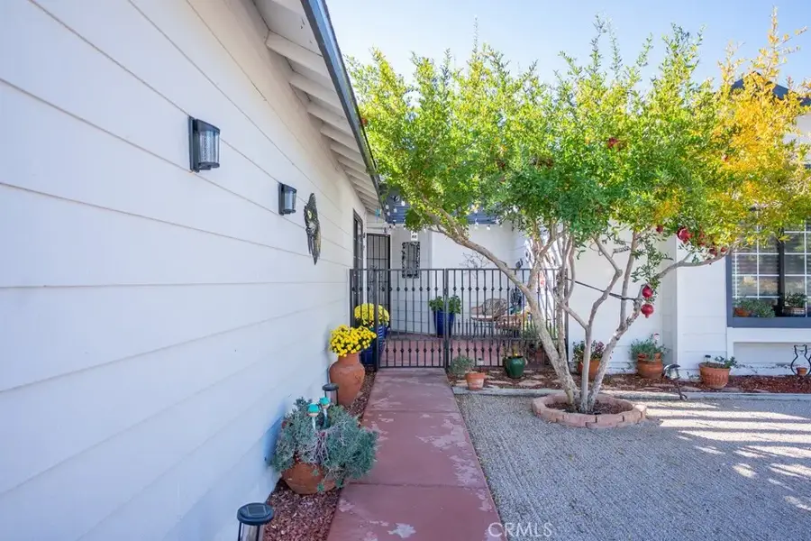 734 W Avenue H2, Lancaster, CA 93534 - Image #3