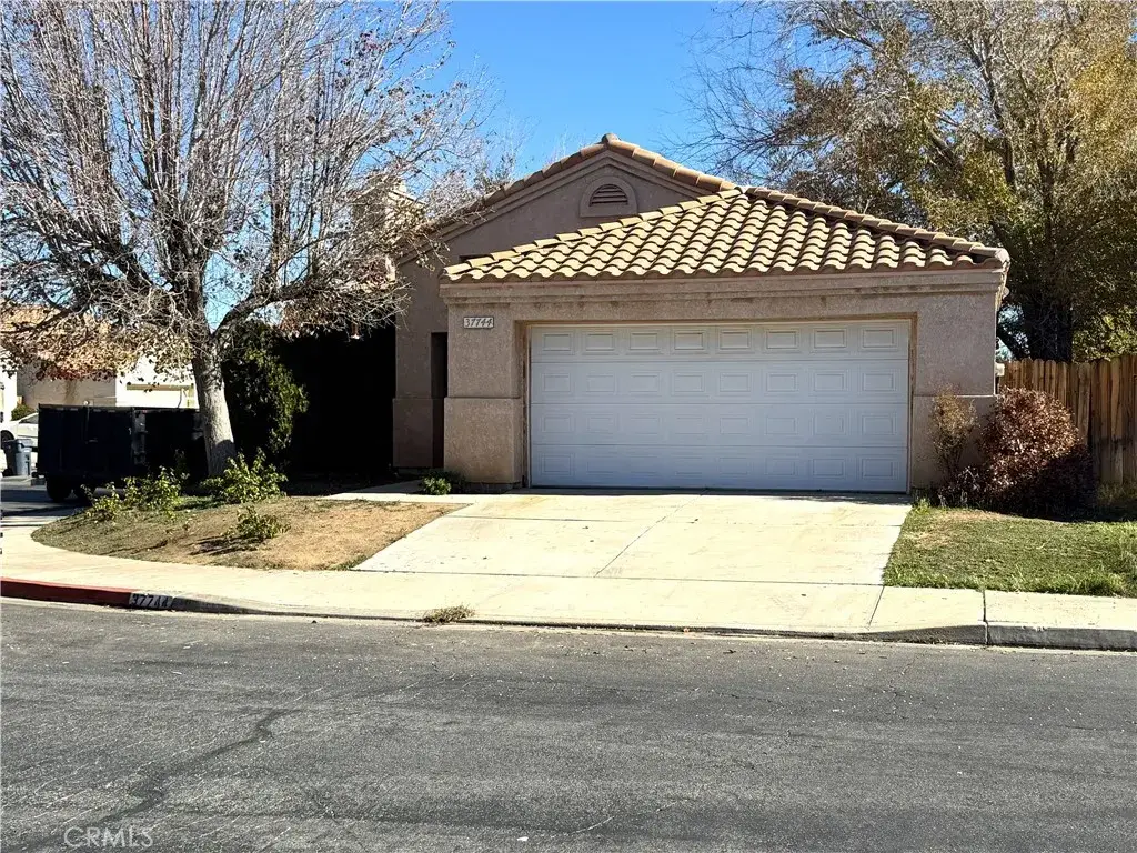 37744 Harvey Street, Palmdale, CA 93550 - Image #1
