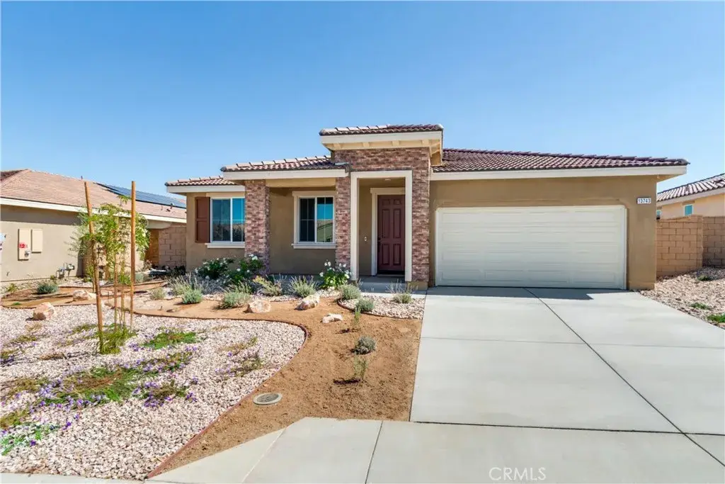 13743 Mesa View Drive, Victorville, CA 92392 - Image #1