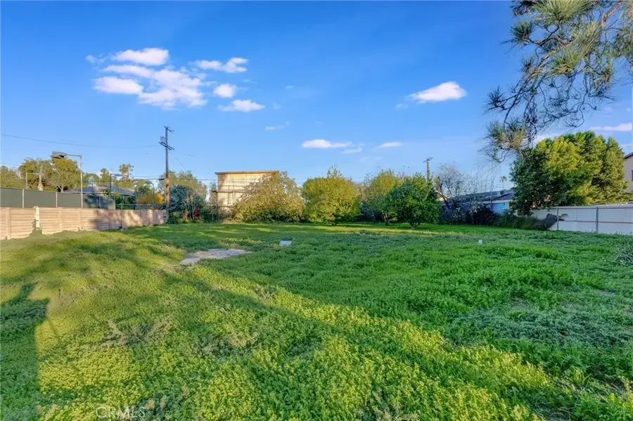 7630 Jellico, Northridge, CA 91325 - #2