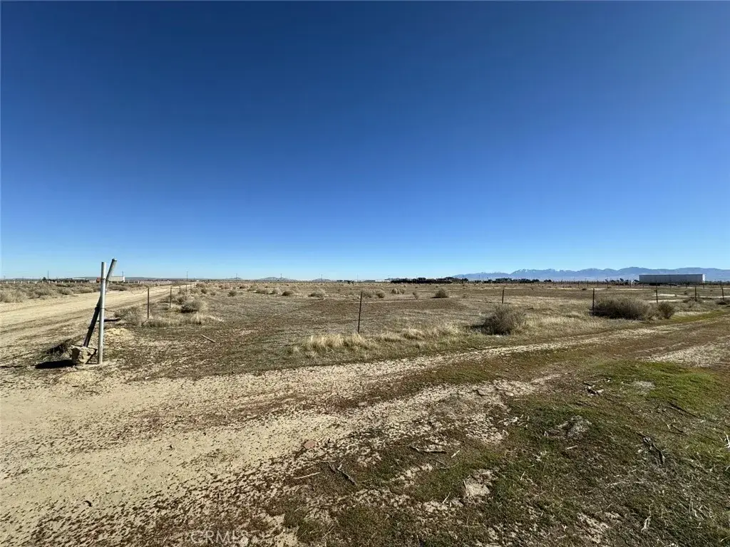 0 Cor Ave H4 Nog 48 Ste, Lancaster, CA 93535 - Image #1