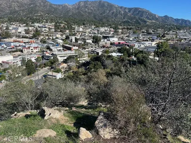 9842 High Top Dr., Tujunga, CA 91042 - #1