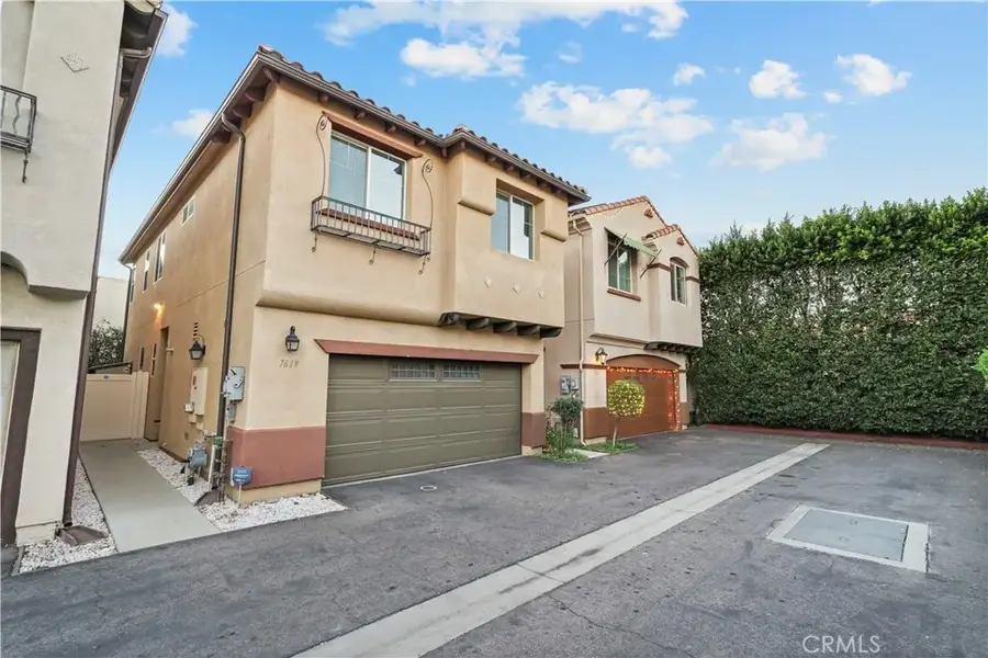 7619 N Patriot Way, Van Nuys, CA 91405 - Image #3