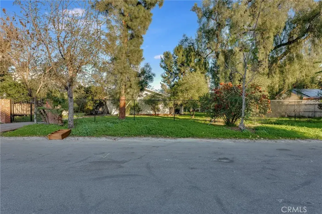 7630 Jellico, Northridge, CA 91325 - Image #1