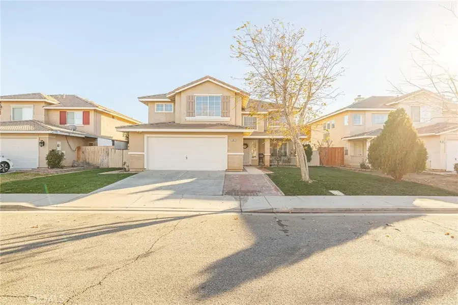 1562 W Avenue H4, Lancaster, CA 93534 - Image #2
