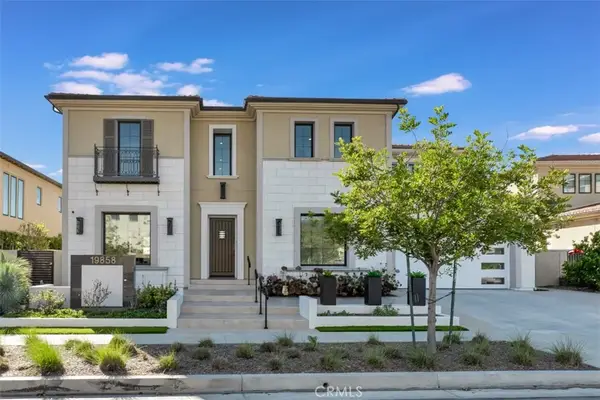 19858 Longhorn Drive, Chatsworth, CA 91311