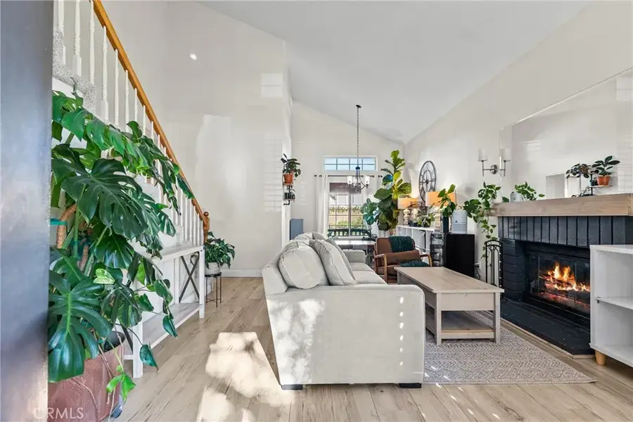 21625 Farmington, Saugus, CA 91350 - Image #3