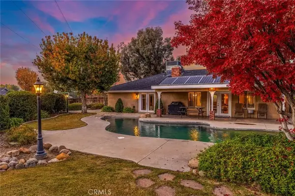 6001 Meadow Glen, Bakersfield, CA 93306