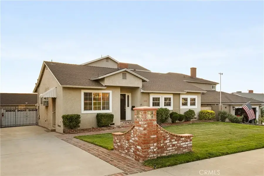 1819 Richard Street, Burbank, CA 91504 - Image #2