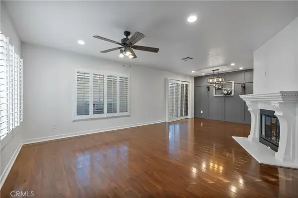 31311 The Old Road #B, Castaic, CA 91384