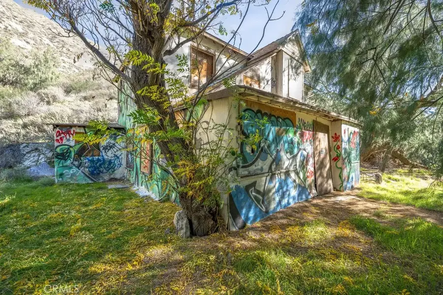 12571 Capra, Agua Dulce, CA 91390 - Image #3