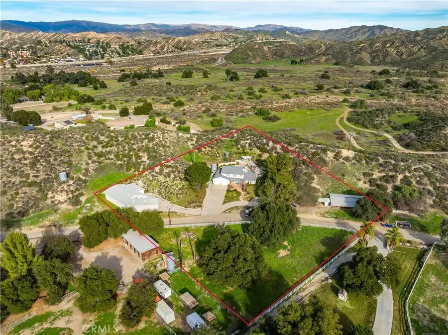 28132 Oak Spring Canyon, Canyon Country, CA 91387 - Image #3