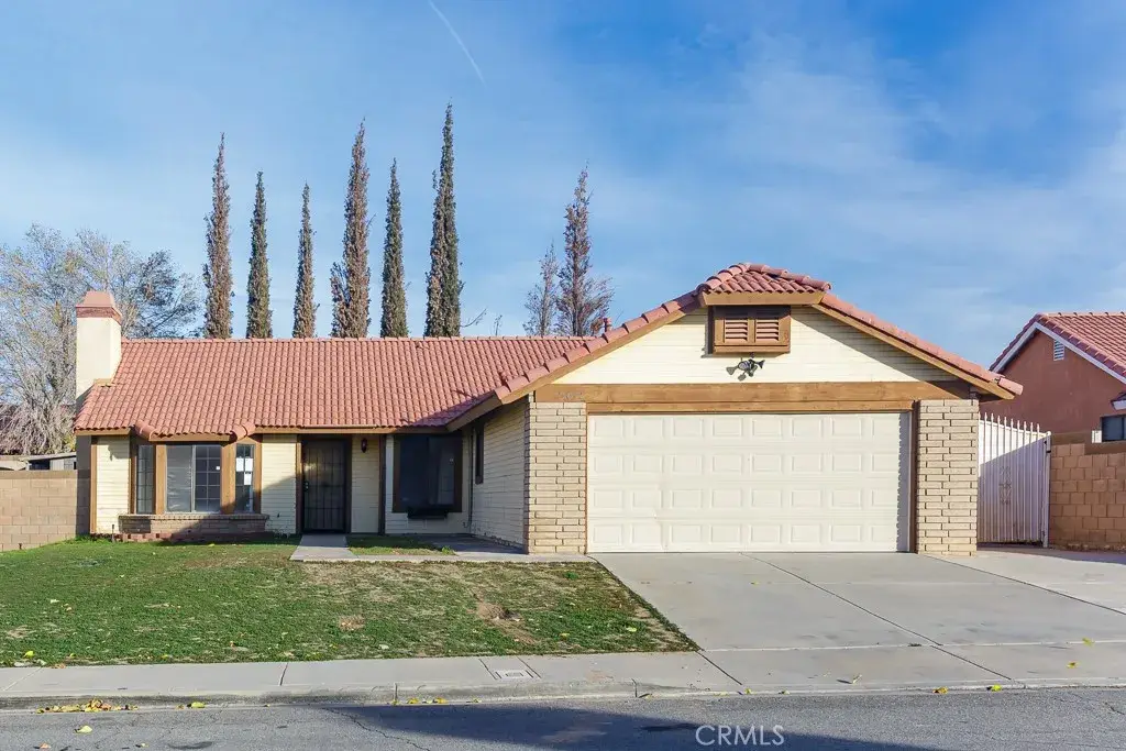 37012 Calle Bonita, Palmdale, CA 93550 - Image #1