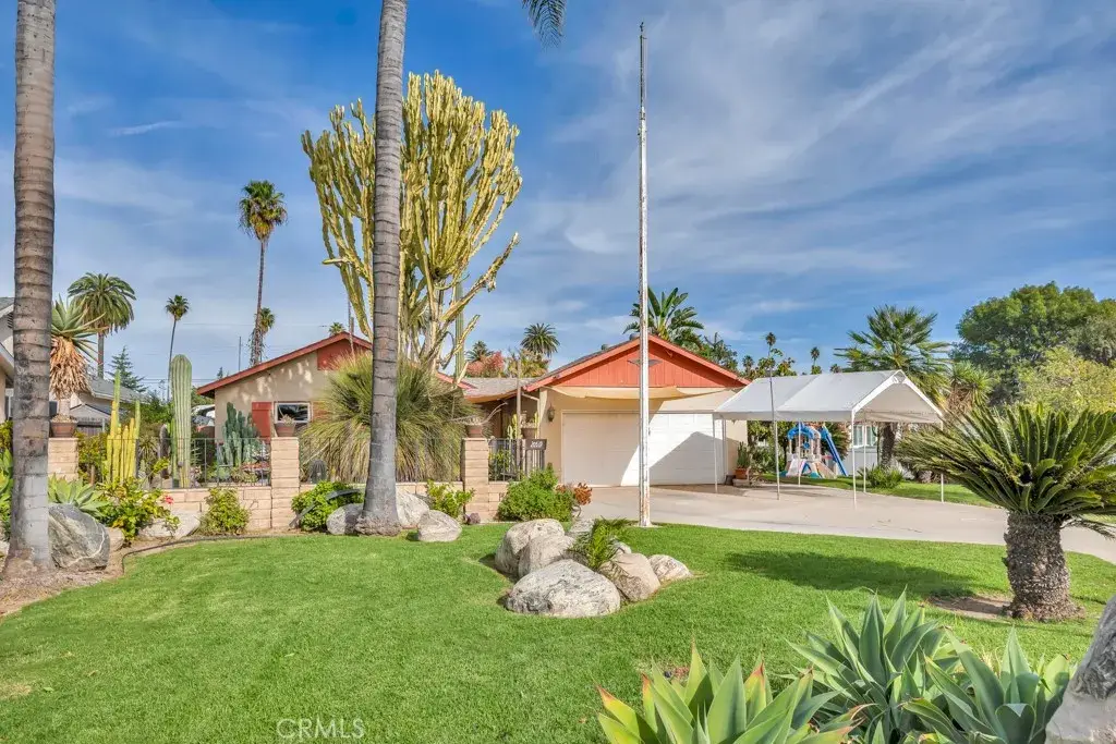 20539 Enadia Way, Winnetka, CA 91306 - #1