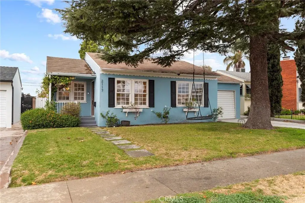 2117 N Screenland, Burbank, CA 91505 - Image #1