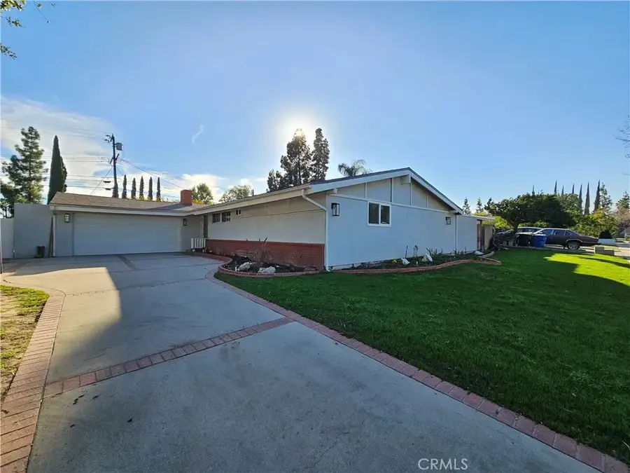 17530 Tuba Street, Northridge, CA 91325 - Image #2