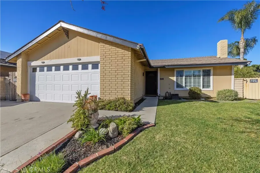 24305 Cheryl Kelton Place, Newhall, CA 91321 - #2