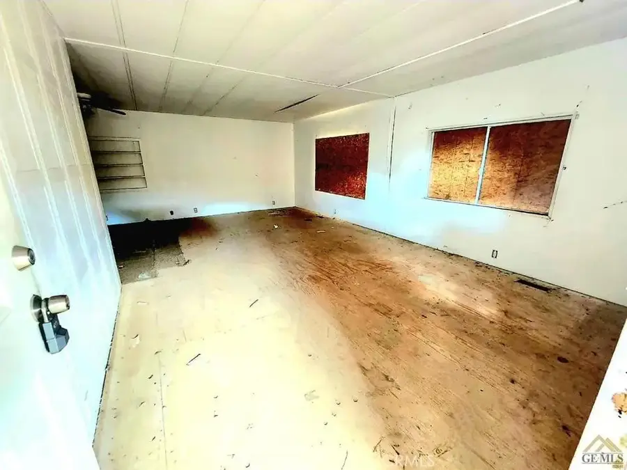 330 Morning Glory Drive, California City, CA 93505 - Image #3