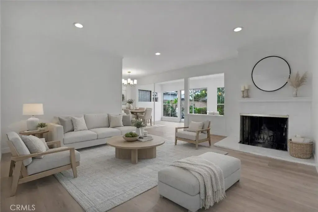 8211 Louise Avenue, Northridge, CA 91325 - #1