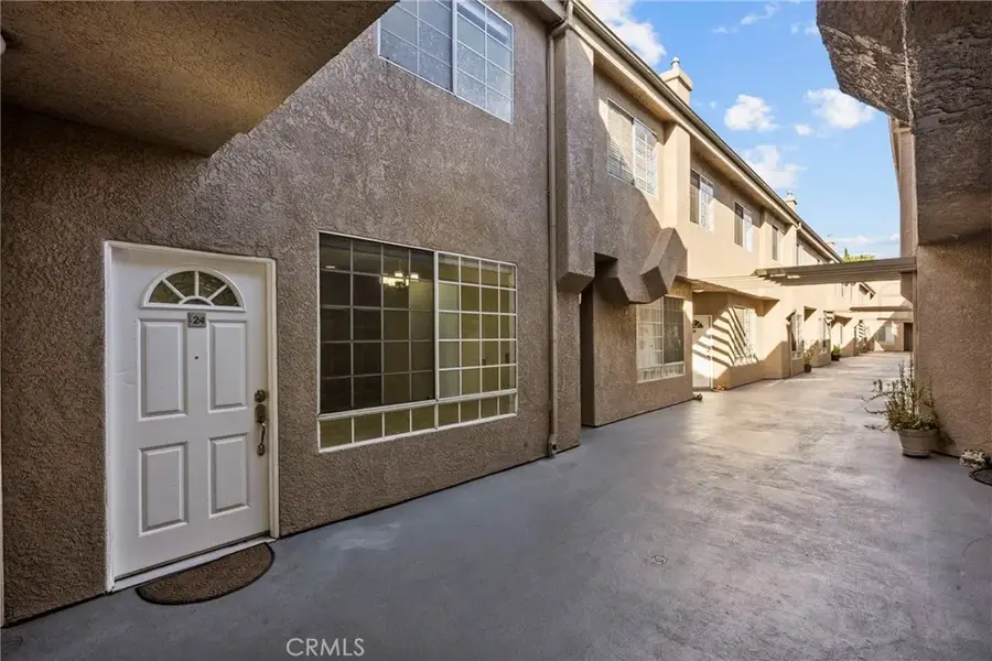 18347 Saticoy Street #24, Reseda, CA 91335 - #3