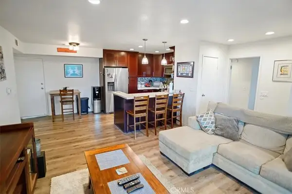 24439 Leonard Tree #102, Newhall, CA 91321