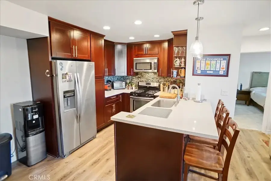 24439 Leonard Tree #102, Newhall, CA 91321 - Image #3