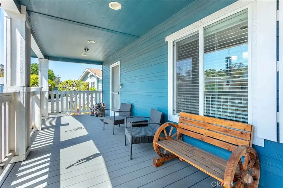 18 Portola, Mission Hills, CA 91345 - Image #2