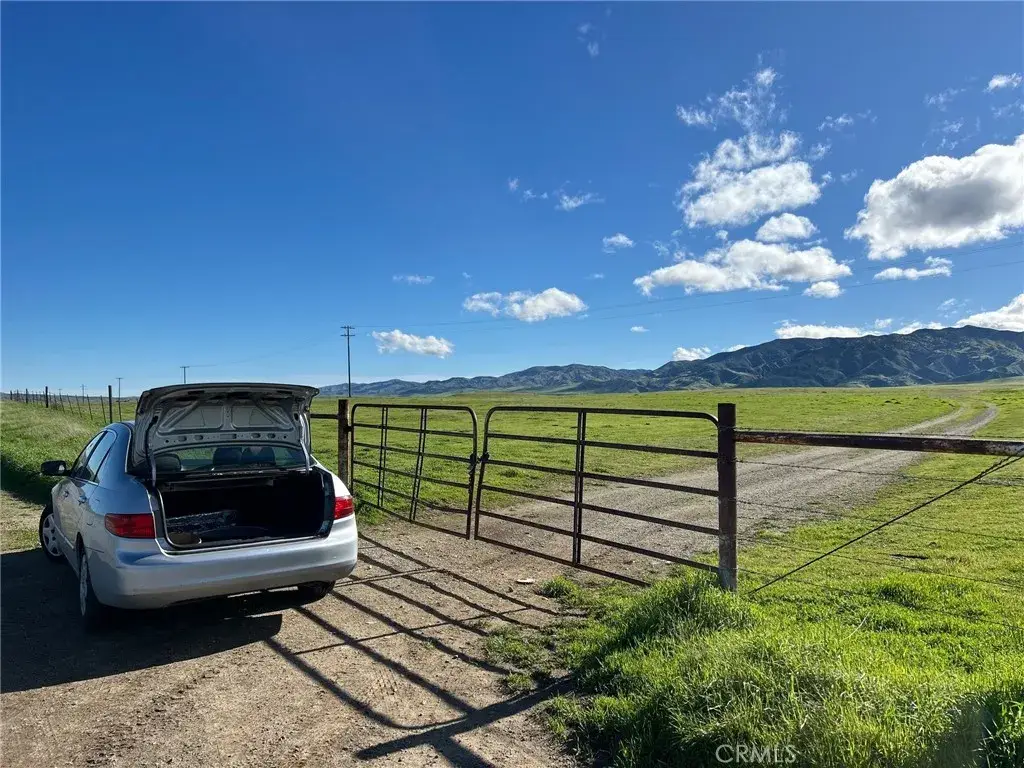 1 Panoche, Paicines, CA 95043 - Image #1