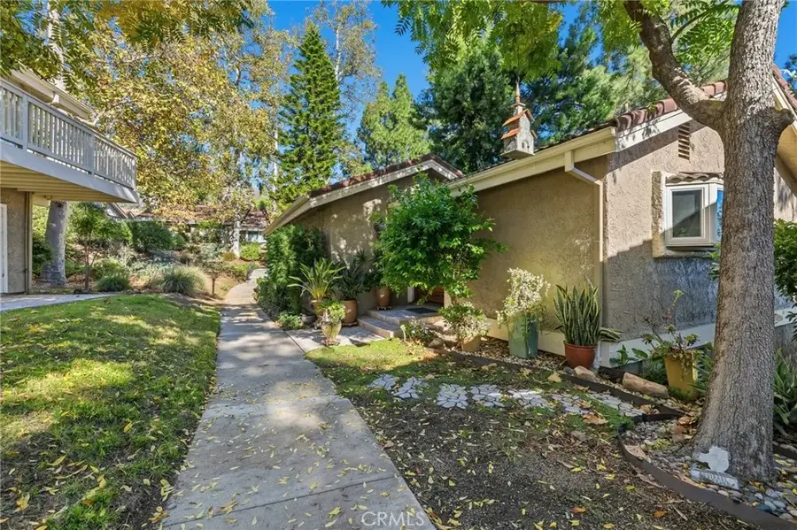 113 Conifer Circle, Oak Park, CA 91377 - Image #2