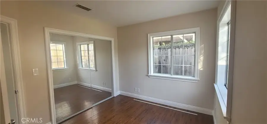 19538 Leadwell, Reseda, CA 91335 - Image #3