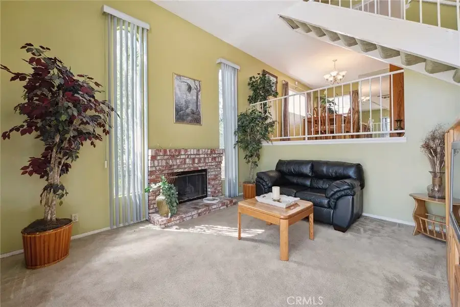 14325 Foothill Boulevard #34, Sylmar, CA 91342 - #2