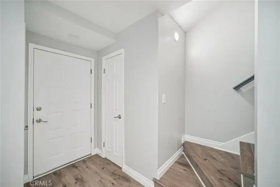 7869 Ventura Canyon Avenue #402, Van Nuys, CA 91402 - Image #3