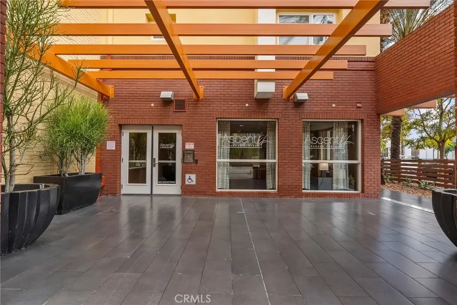 21301 Erwin Street #226, Woodland Hills, CA 91367 - Image #3