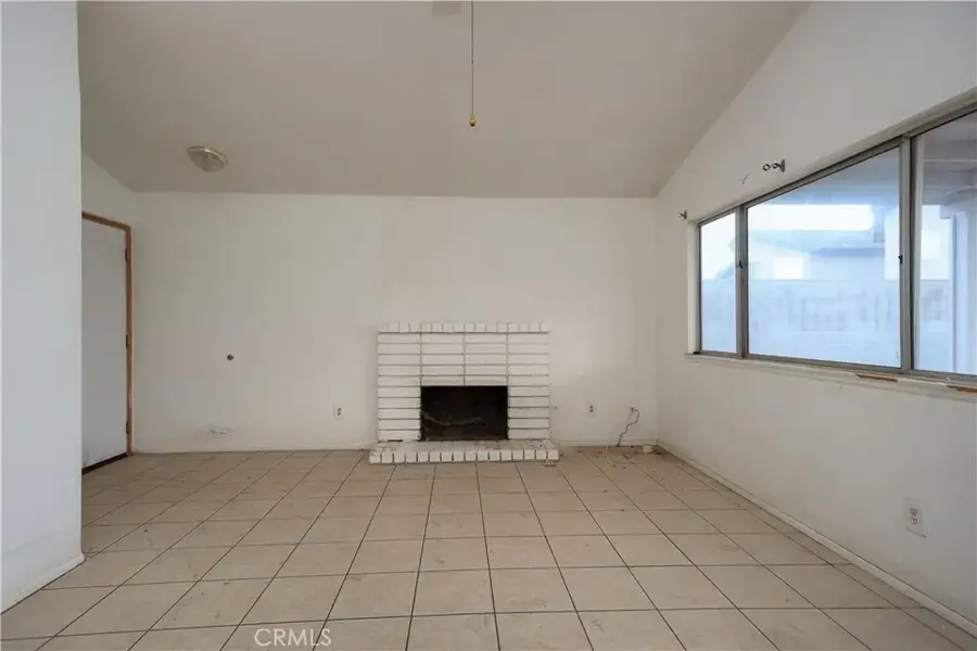 5320 Jonah, Bakersfield, CA 93307 - #3